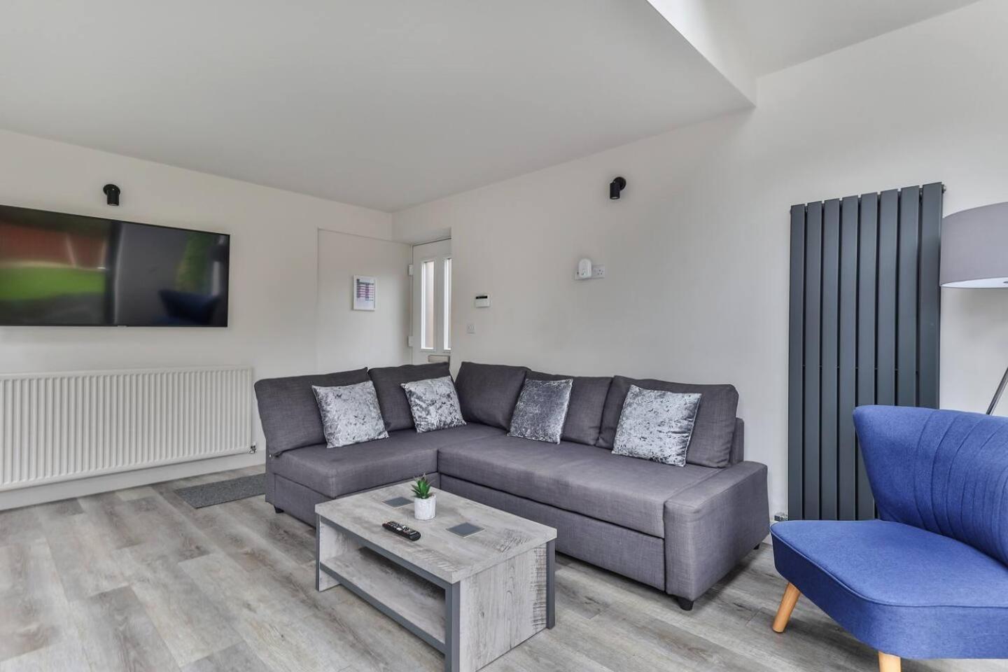 Spacious, Modern 2 Bed Apartment With Ensuites Sheffield Bagian luar foto